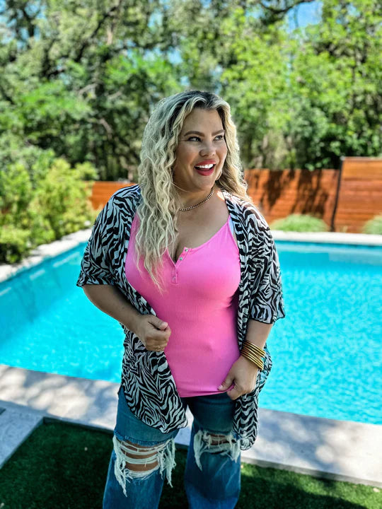 Island Getaway Kimono Curvy