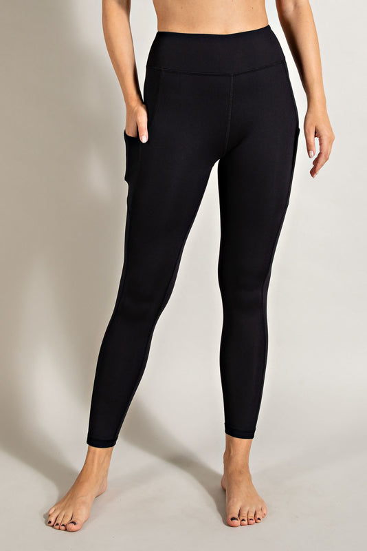 High Rise Leggings with Side Pockets